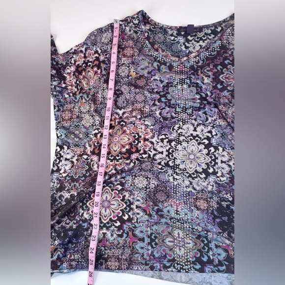Gloria Vanderbilt Women’s 3X Embellished Paisley Top - Picture 13 of 13